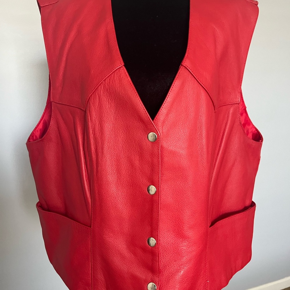 Men’s 5 XL Leather King Classic Red Leather Vest